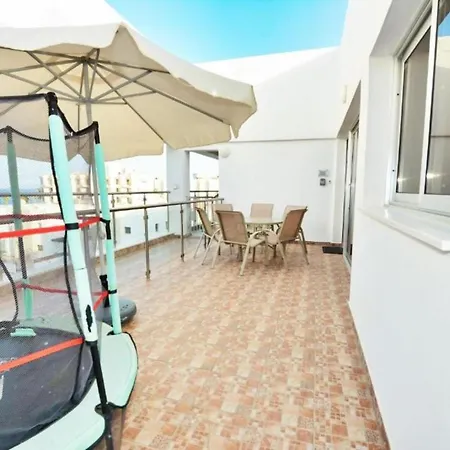 2 Bedroom With Sea Views In Protaras, 1684 פרוטאראס